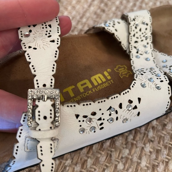Tatami Birkenstock Sandals Womens Sz 38 US 7 Rhinestones Lotus Western Comfort - Picture 5 of 6